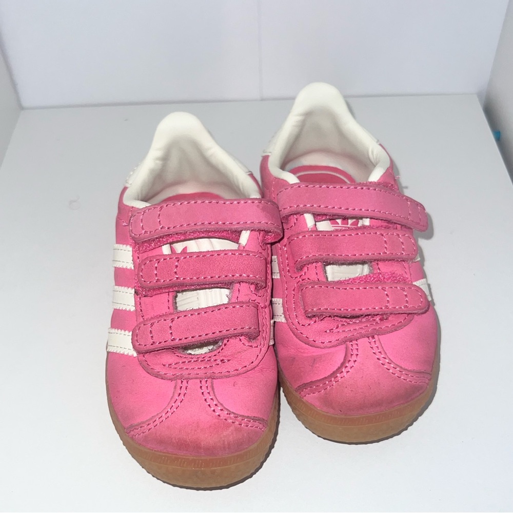 toddler adidas gazelle pink
